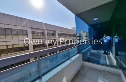 Apartment - 3 Bedrooms - 4 Bathrooms for rent in Golden Sands 8 - Mankhool - Bur Dubai - Dubai