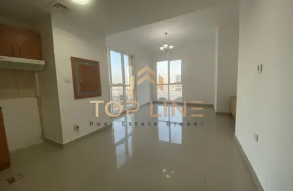 Apartment - 1 Bedroom - 2 Bathrooms for rent in Lakeside Tower C - Lakeside Residence - Dubai Production City (IMPZ) - Dubai