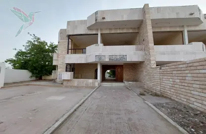 فيلا - استوديو - 1 حمام للبيع في عقدة المواجي - المطارد - العين