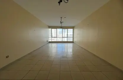 Apartment - 3 Bedrooms - 4 Bathrooms for rent in Al Taawun Street - Al Taawun - Sharjah