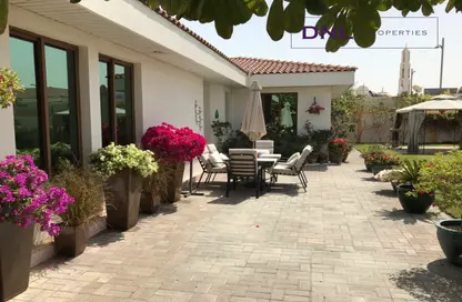 Villa - 3 Bedrooms - 5 Bathrooms for sale in Umm Suqeim 2 - Umm Suqeim - Dubai Villa - 3 Bedrooms - 5 Bathrooms for sale in Umm Suqeim 2 - Umm Suqeim - Dubai