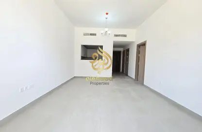 شقة - غرفة نوم - 2 حمامات للايجار في مبنى بيل فيو - 4 الورسان - الورسان - دبي