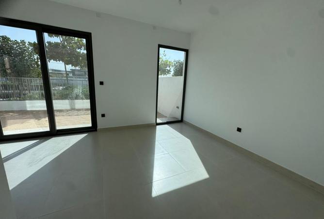 16051935 - صورة العقار 2