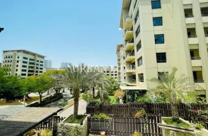 Apartment - 3 Bedrooms - 2 Bathrooms for rent in Al Ghaf 2 - Al Ghaf - Greens - Dubai