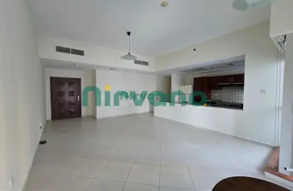 Apartment - 2 Bedrooms - 2 Bathrooms for rent in Cascades Tower - Dubai Marina - Dubai