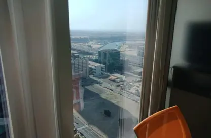 مكتب - استوديو - 1 حمام للايجار في القمة - الخليج التجاري - دبي