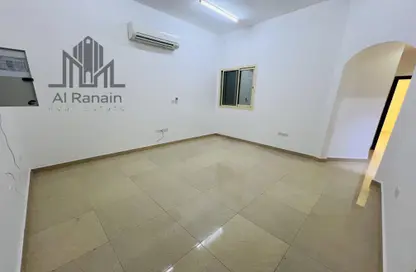 شقة - 2 غرف نوم - 2 حمامات للايجار في العامريه - الجيمي - العين