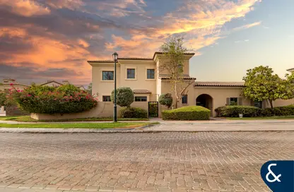 فيلا - 4 غرف نوم - 4 حمامات للبيع في ويسبرينج باينز - عقارات جميرا للجولف - دبي