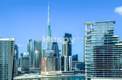 شقة - 1 حمام للايجار في رأسًا على عقب - الخليج التجاري - دبي