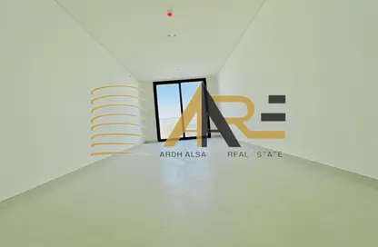 Apartment - 2 Bedrooms - 3 Bathrooms for rent in Sarab 2 - Aljada - Sharjah