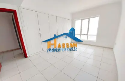 Apartment - 2 Bedrooms - 3 Bathrooms for rent in Manazil Tower 5 - Al Taawun Street - Al Taawun - Sharjah
