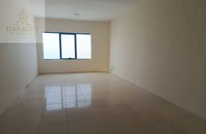 Apartment - 3 Bedrooms - 2 Bathrooms for rent in Corniche Tower - Ajman Corniche Road - Ajman