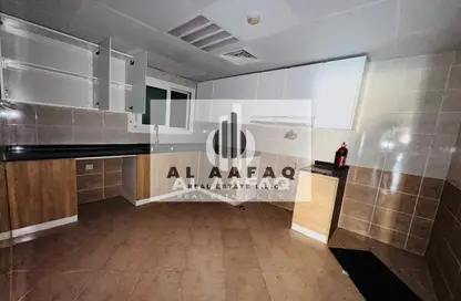 Apartment - 2 Bedrooms - 3 Bathrooms for rent in Al Mamzar - Sharjah - Sharjah