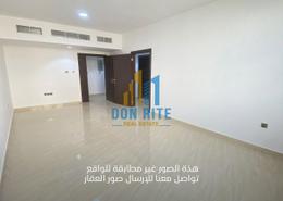 صورةغرفة فارغة لـ: شقة - 3 غرف نوم - 3 حمامات للكراء في شارع الفلاح - وسط المدينة - أبوظبي, صورة 1