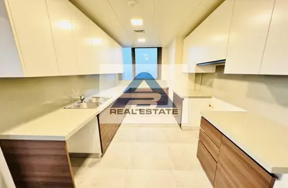 Apartment - 2 Bedrooms - 4 Bathrooms for sale in Canal Residence - Al Reem Island - Abu Dhabi