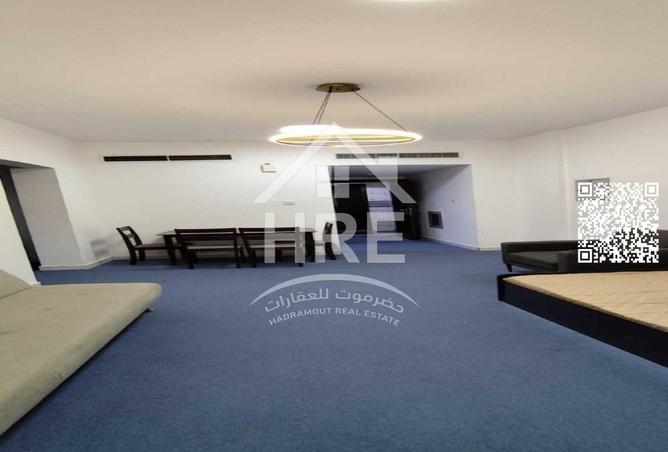 15801307 - Property Image 2