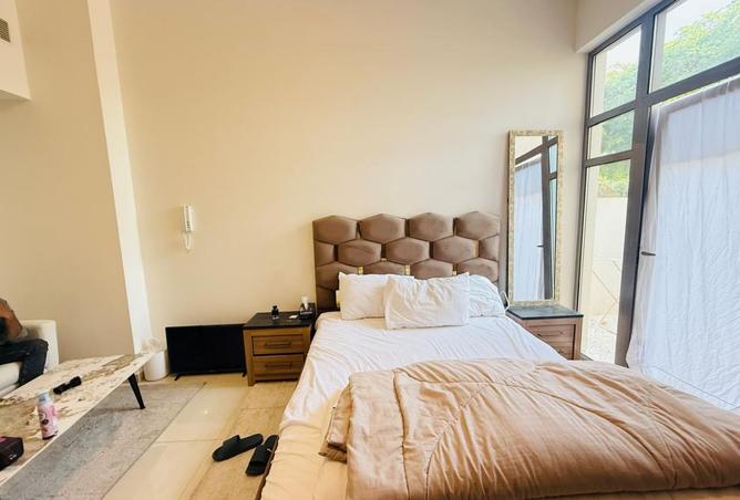 Fully Furnished Spacious Studio in Uptown Al Zahia