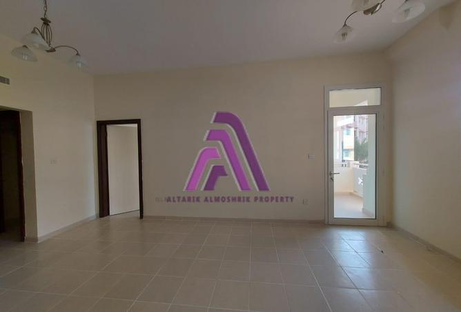 Apartment - 2 Bedrooms - 2 Bathrooms for rent in China Cluster - International City - Dubai