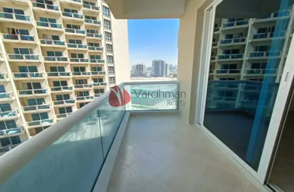 Apartment - Studio - 1 Bathroom for rent in The Crescent Tower C - The Crescent - Dubai Production City (IMPZ) - Dubai