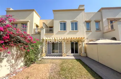 فيلا - 2 غرف نوم - 3 حمامات للبيع في الينابيع 8 - الينابيع - دبي