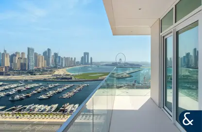 Apartment - 4 Bedrooms - 4 Bathrooms for sale in Sunrise Bay - EMAAR Beachfront - Dubai Harbour - Dubai