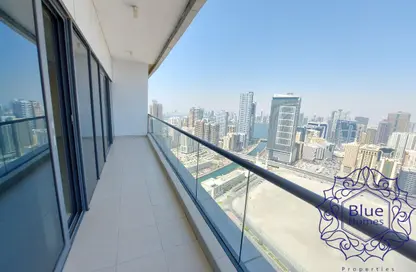 Apartment - 3 Bedrooms - 4 Bathrooms for rent in Beach Tower 2 - Al Khan Lagoon - Al Khan - Sharjah