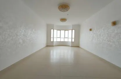 Apartment - 2 Bedrooms - 3 Bathrooms for rent in Al Majaz - Sharjah