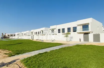 Villa - 4 Bedrooms - 5 Bathrooms for sale in Aspens - Yas Acres - Yas Island - Abu Dhabi
