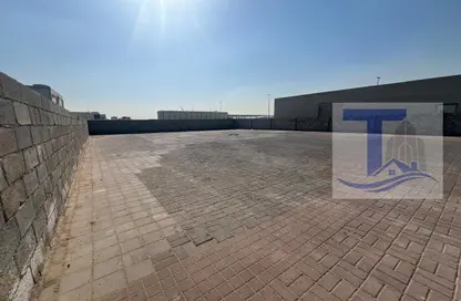 أرض - استوديو للايجار في المدينة الصناعية في أبوظبي - مصفح - أبوظبي
