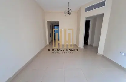Apartment - 2 Bedrooms - 2 Bathrooms for rent in Muwaileh 3 Building - Muwaileh - Sharjah