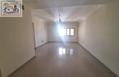 Apartment - 1 Bedroom - 2 Bathrooms for rent in New Al Taawun Road - Al Taawun - Sharjah