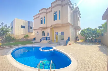 Villa - 5 Bedrooms - 5 Bathrooms for rent in Umm Suqeim 1 Villas - Umm Suqeim 1 - Umm Suqeim - Dubai