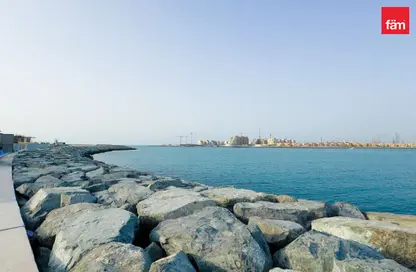 أرض - استوديو للبيع في جزيرة لا مير الجنوب - لا مير - الجميرا - دبي