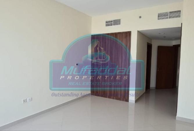 11998410 - صورة العقار 3