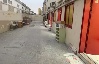 مجمعات للإيجار - استوديو - 8 حمامات للايجار في الجرف الصناعية 2 - الجرف الصناعية - عجمان