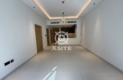 شقة - غرفة نوم - 2 حمامات للايجار في ه ثلاثة بواسطة أورورا - منطقة 11 - قرية الجميرا سركل - دبي