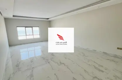 شقة - 3 غرف نوم - 3 حمامات للايجار في برج الكورنيش - طريق كورنيش عجمان - عجمان