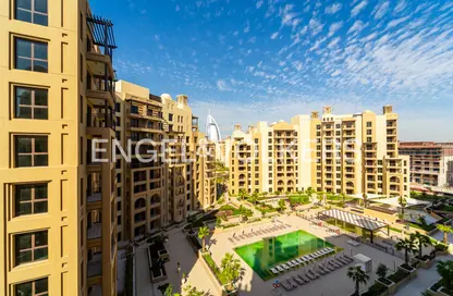 Apartment - 2 Bedrooms - 3 Bathrooms for sale in Al Jazi - Madinat Jumeirah Living - Umm Suqeim - Dubai