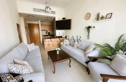 Apartment - 1 Bedroom - 1 Bathroom for rent in Mayfair Residency - Business Bay - Dubai