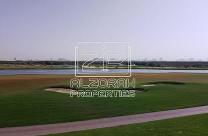 شقة - 2 غرف نوم - 3 حمامات للبيع في مجمع الجولف - الزورا - عجمان