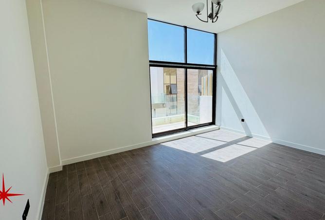 15001100 - Property Image 3