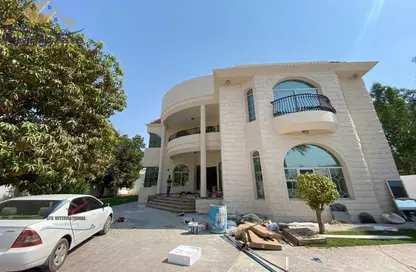 Villa - 5 Bedrooms - 6 Bathrooms for rent in Al Barsha 3 - Al Barsha - Dubai