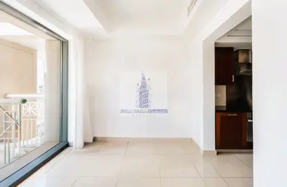 Apartment - 2 Bedrooms - 2 Bathrooms for sale in 29 Burj Boulevard - Downtown Dubai - Dubai