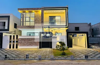 Villa - 5 Bedrooms - 7 Bathrooms for sale in Al Yasmeen 1 - Al Yasmeen - Ajman