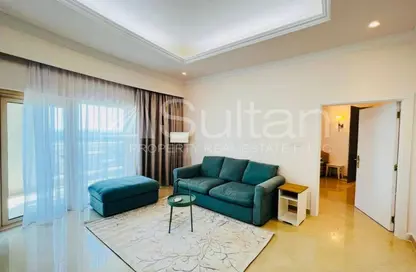 Living Room image for: Hotel  and  Hotel Apartment - 1 Bedroom - 2 Bathrooms for rent in Al Hamra Palace Beach Resort - Al Hamra Village - Ras Al Khaimah, Image 1