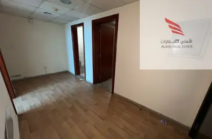 شقة - غرفة نوم - 1 حمام للايجار في مساكن كورنيش عجمان - طريق كورنيش عجمان - عجمان