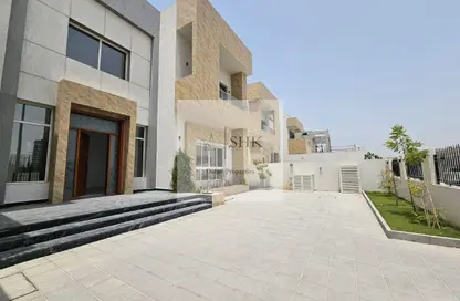 Villa - 6 Bedrooms - 7 Bathrooms for sale in West Village - Al Furjan - Dubai