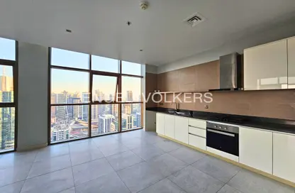 Kitchen image for: Apartment - 3 Bedrooms - 4 Bathrooms for rent in No.9 - Dubai Marina - Dubai, Image 1