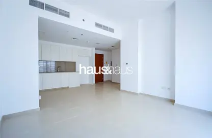 Apartment - 2 Bedrooms - 2 Bathrooms for rent in Zahra Apartments 2A - Zahra Apartments - Town Square - Dubai