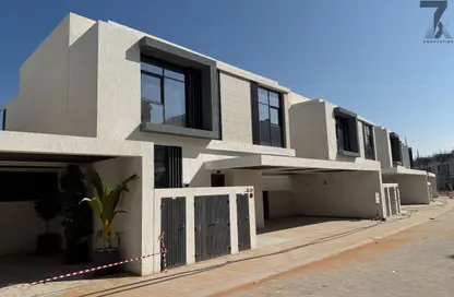 Villa - 4 Bedrooms - 5 Bathrooms for sale in Danah Bay - Al Marjan Island - Ras Al Khaimah